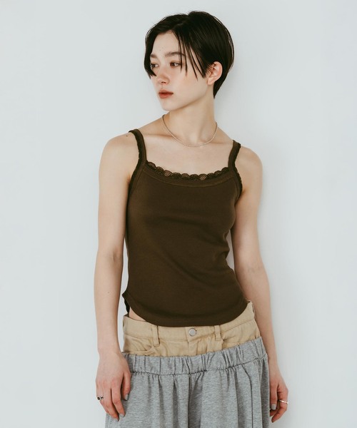 Knuth Marf(クヌースマーフ)の「Knuth Marf / クヌースマーフ lace detail camisole(キャミソール・レディース・ブラック/チャコールグレー/カーキ・FREE)」の19枚目の写真