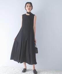 ベルト付フレアシルエットロングドレス