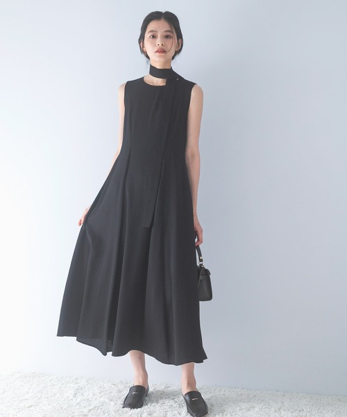 URBAN RESEARCH ROSSO WOMEN(アーバンリサーチ ロッソ)の「ベルト付フレアシルエットロングドレス(ワンピース・レディース・ブラック/チェック・36/38)」の2枚目の写真