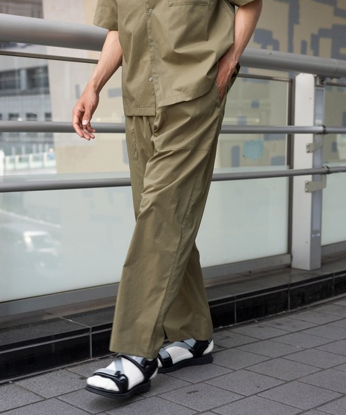 BAYFLOW（ベイフロー）の「【UVカット・接触冷感・吸水速乾・軽量】FLOW AIRパンツ[セットアップ可]（その他パンツ・メンズ・ネイビー/ベージュ・LARGE/MEDIUM）」の15枚目の写真