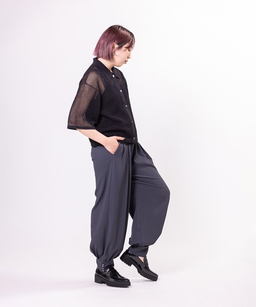 OSMOSIS（オズモーシス）の「メッシュクロップドニットカーディガン（ニット/セーター・レディース・レッド/ブルー/ブラック・ONE SIZE）」の21枚目の写真