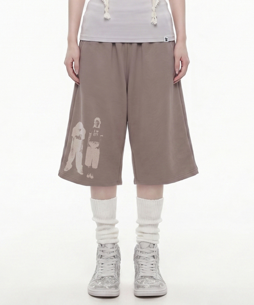 GRAVER（グレーバー）の「[UNISEX]STAR3 バミューダパンツ_3color（スウェットパンツ・レディース・ライトグレー/アッシュブラウン/ブラック・ONE SIZE）」の10枚目の写真