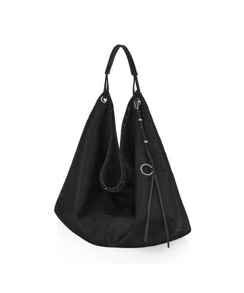 FIND KAPOOR(ファインドカプア)の「リバーシブルレンタバッグ35ナイロン - ドットブラック(ショルダーバッグ・レディース・ドット・FREE)」の7枚目の写真