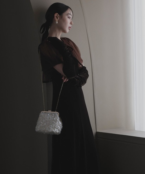 RUIRUE BOUTIQUE(ルイルエブティック)の「2way マット スパンコール がま口 クラッチバッグ | レディースバッグ・結婚式バッグ・パーティー用バッグ・オケージョンバッグ・フォーマルバッグ・パーティーバッグ・ショルダーバッグ(クラッチバッグ・レディース・アイボリー・FREE)」の4枚目の写真