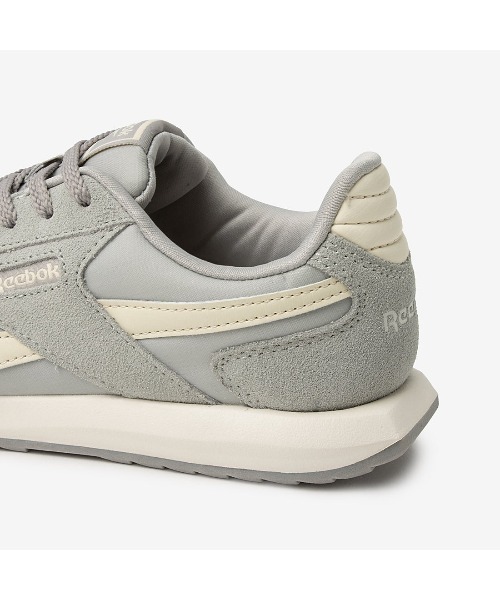 Reebok(リーボック)の「REEBOK R125(スニーカー・レディース・グレー・24.5cm/23.5cm/23.0cm/22.5cm/22.0cm/26.0cm/25.5cm/25.0cm/24.0cm)」の5枚目の写真