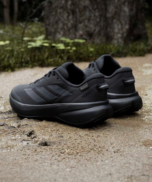 adidas（アディダス）の「Terrex トレースファインダー プラス GORE-TEX トレイルランニング / Terrex Tracefinder Plus GORE-TEX Trail Running / ランニングシューズ / アディダス adidas（スニーカー・メンズ・ブラック・28.5cm/28.0cm/25.0cm/27.5cm/27.0cm/26.5cm/26.0cm/25.5cm/29.0cm/24.5cm）」の11枚目の写真