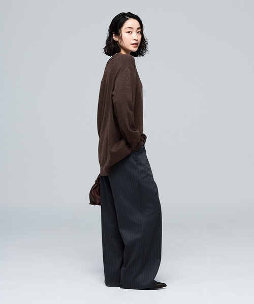 coca(coca)(コカ)の「リッチニットクルーネックオーバーサイズプルオーバー【西山茉希様着用】(ニット/セーター・レディース・ベージュ/ブラウン/グレー/ブラック・M/S/L)」の10枚目の写真