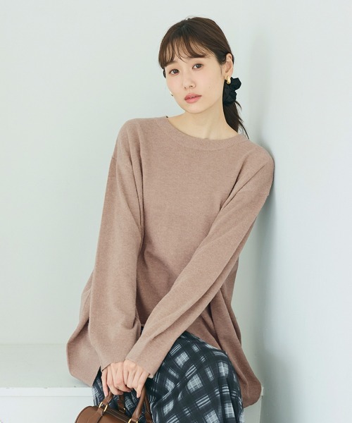 coca(coca)(コカ)の「リッチニットクルーネックオーバーサイズプルオーバー【西山茉希様着用】(ニット/セーター・レディース・ベージュ/ブラウン/グレー/ブラック・M/S/L)」の15枚目の写真