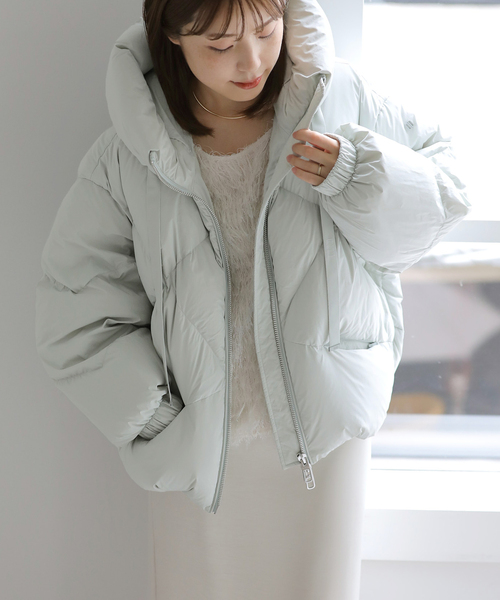 La TOTALITE(ラトータリテ)の「DUNO/デュノ PEGGIE(ダウンジャケット/コート・レディース・ベージュ/ブラック/グリーン・SMALL/MEDIUM/X-SMALL)」の3枚目の写真