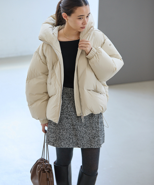 La TOTALITE(ラトータリテ)の「DUNO/デュノ PEGGIE(ダウンジャケット/コート・レディース・ベージュ/ブラック/グリーン・SMALL/MEDIUM/X-SMALL)」の14枚目の写真
