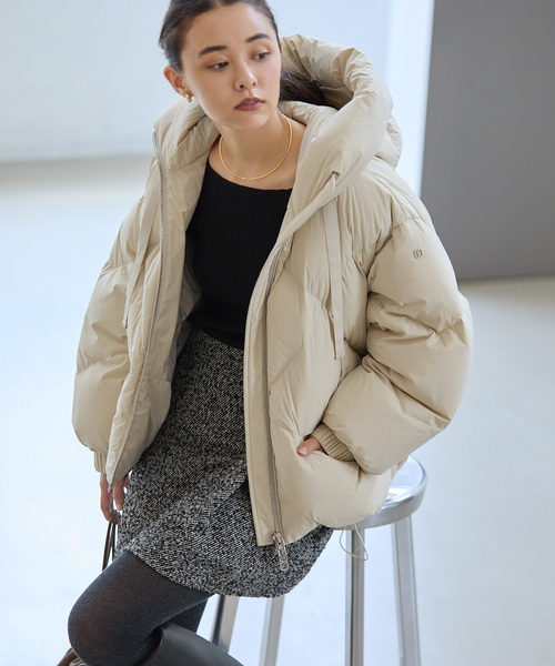 La TOTALITE(ラトータリテ)の「DUNO/デュノ PEGGIE(ダウンジャケット/コート・レディース・ベージュ/ブラック/グリーン・SMALL/MEDIUM/X-SMALL)」の17枚目の写真