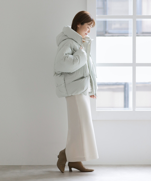 La TOTALITE(ラトータリテ)の「DUNO/デュノ PEGGIE(ダウンジャケット/コート・レディース・ベージュ/ブラック/グリーン・SMALL/MEDIUM/X-SMALL)」の19枚目の写真