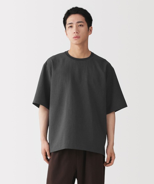 無印良品(ムジルシリョウヒン)の「紳士 風を通す 五分袖布帛Tシャツ(Tシャツ/カットソー・メンズ・グレー系/チャコールグレー・XL)」の1枚目の写真