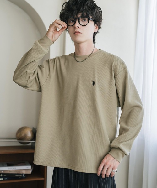 U.S. POLO ASSN.(ユーエスポロアッスン)の「U.S. POLO ASSN. ユーエスポロアッスン サーマルワンポイントロゴ刺繍クルーネック長袖Tシャツ/ワッフルカットソー(Tシャツ/カットソー・メンズ・ベージュ/ホワイト/ブラック/チャコール/グレー/ネイビー・M/XL/L)」の5枚目の写真