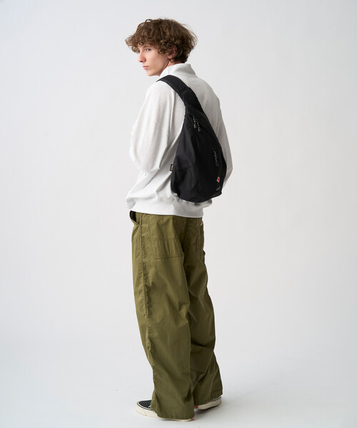 DANTON(ダントン)の「RHONE 14 - CORDURA Canvas One Shoulder Bag(バックパック/リュック・レディース・ブルー系その他/ダークブラウン/ダークグレー/ブラック/オレンジ系その他/グレイッシュベージュ・-)」の13枚目の写真