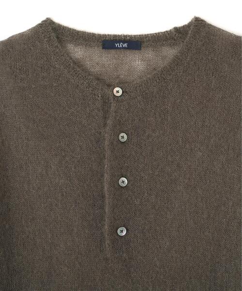 YLEVE(イレーヴ)の「YLEVE / SUPER KID MOHAIR HENRY NECK KNIT(ニット/セーター・メンズ・カーキ/グレー系その他3・4)」の11枚目の写真