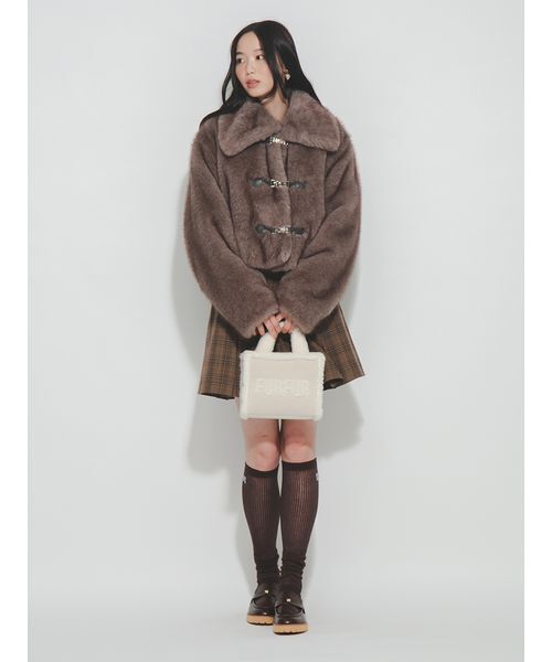 FURFUR(ファーファー)の「【WEB・一部店舗限定カラー】ムートンロゴトートバッグ(トートバッグ・レディース・ブラック/ホワイト/ピンク/アイボリー/ベージュ・F)」の16枚目の写真