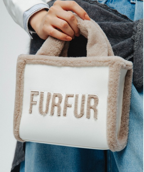 FURFUR(ファーファー)の「【WEB・一部店舗限定カラー】ムートンロゴトートバッグ(トートバッグ・レディース・ブラック/ホワイト/ピンク/アイボリー/ベージュ・F)」の2枚目の写真
