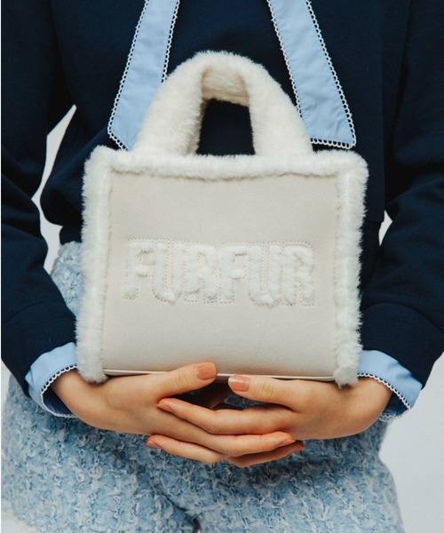 FURFUR(ファーファー)の「【WEB・一部店舗限定カラー】ムートンロゴトートバッグ(トートバッグ・レディース・ブラック/ホワイト/ピンク/アイボリー/ベージュ・F)」の3枚目の写真