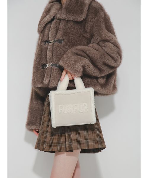 FURFUR(ファーファー)の「【WEB・一部店舗限定カラー】ムートンロゴトートバッグ(トートバッグ・レディース・ブラック/ホワイト/ピンク/アイボリー/ベージュ・F)」の17枚目の写真