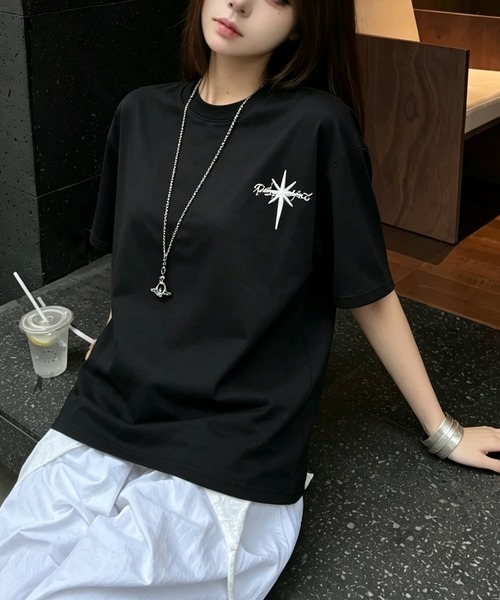 BLoomMe(ブルームミー)の「オーバーサイズ刺繍Tシャツ(Tシャツ/カットソー・レディース・ベージュ/ブラック・M/L)」の13枚目の写真