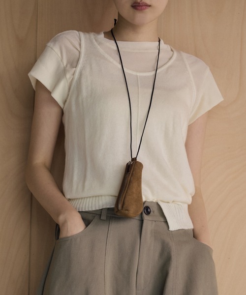 LAULEN(ローレン)の「belted asymmetric knit vest /ベルト付きアシンメトリーニットベスト(ベスト・レディース・グレー/パープル/ブラック/カーキ/アイボリー・FREE)」の2枚目の写真