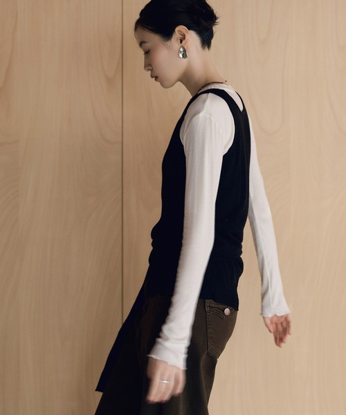 LAULEN(ローレン)の「belted asymmetric knit vest /ベルト付きアシンメトリーニットベスト(ベスト・レディース・グレー/パープル/ブラック/カーキ/アイボリー・FREE)」の7枚目の写真