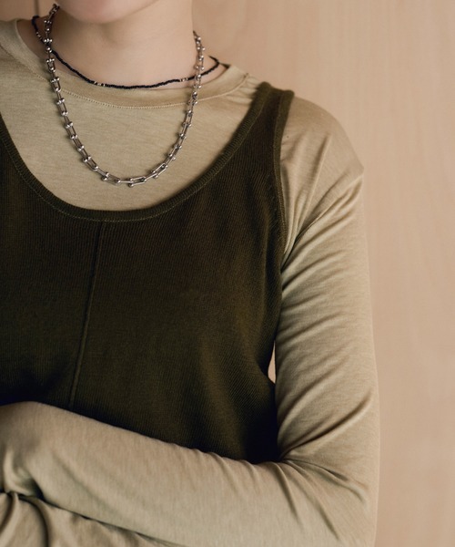 LAULEN(ローレン)の「belted asymmetric knit vest /ベルト付きアシンメトリーニットベスト(ベスト・レディース・グレー/パープル/ブラック/カーキ/アイボリー・FREE)」の11枚目の写真
