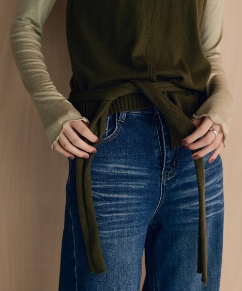 LAULEN(ローレン)の「belted asymmetric knit vest /ベルト付きアシンメトリーニットベスト(ベスト・レディース・グレー/パープル/ブラック/カーキ/アイボリー・FREE)」の13枚目の写真