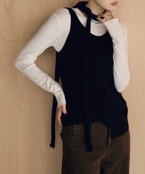 LAULEN(ローレン)の「belted asymmetric knit vest /ベルト付きアシンメトリーニットベスト(ベスト・レディース・グレー/パープル/ブラック/カーキ/アイボリー・FREE)」の8枚目の写真