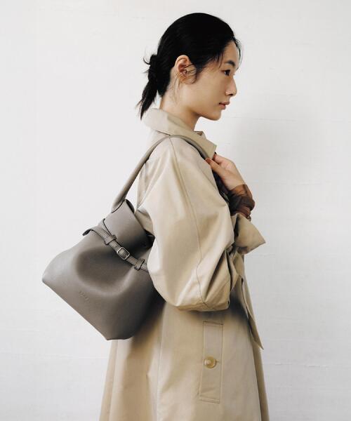 HIROFU（ヒロフ）の「【グラッツィア】レザーショルダーバッグ S 本革（商品番号：P25－35680）（ショルダーバッグ・レディース・グレー系8/ブラウン系8/グレー系その他・01）」の10枚目の写真
