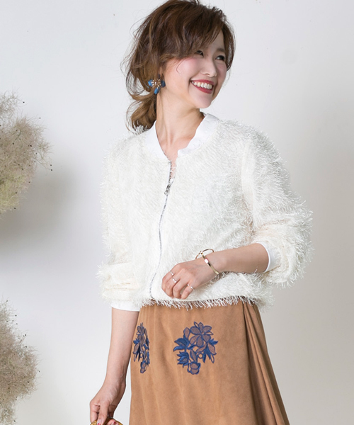 Bab Bou Jeloud（バブブージュルード）の「【WEB限定】フェアリー袖ボリュームジャケット（ブルゾン・レディース・オフホワイト/ブラック・38）」の5枚目の写真