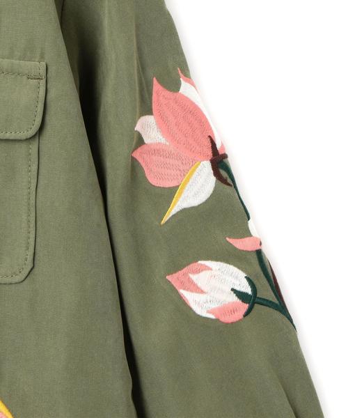 green label relaxing（グリーンレーベルリラクシング）の「フラワーシシュウ ミリタリーシャツ ロングスリーブ ◆（シャツ/ブラウス・キッズ・オリーブ・135/105/125/115）」の6枚目の写真