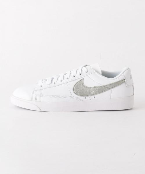 NIKE(ナイキ)の「NIKE(ナイキ) ウィメンズ ブレーザーLOW(スニーカー・レディース・シルバー/ブラウン/ゴールド・23cm/25cm/24.5cm/24cm/23.5cm)」の1枚目の写真