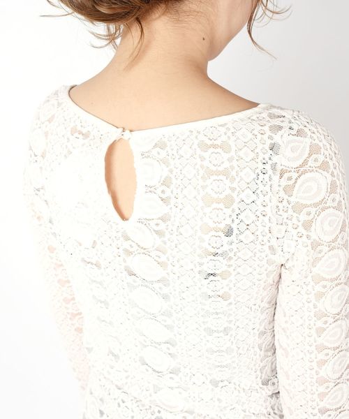 Khaju（カージュ）の「Khaju:ホルターネックレースプルオーバー（Tシャツ/カットソー・レディース・ブラック/オフホワイト・ONE SIZE）」の7枚目の写真