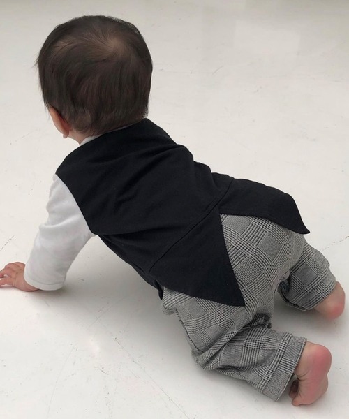 Catherine Cottage（キャサリンコテージ）の「蝶ネクタイ付きフォーマルロンパース（ロンパース・キッズ・ブルー系その他/ブラック系その他2/ブラック系その他/ブルー系その他7/ブラック系その他3/グレー系その他3・70/80/90）」の11枚目の写真