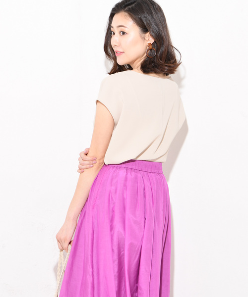 RIVE DROITE（リヴドロワ）の「ドライクロスハートネックブラウス（シャツ/ブラウス・レディース・ブラック/ベージュ/オレンジ・FREE）」の2枚目の写真