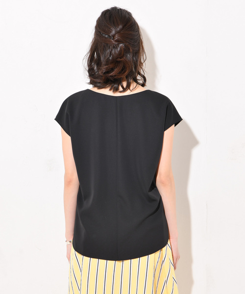 RIVE DROITE（リヴドロワ）の「ドライクロスハートネックブラウス（シャツ/ブラウス・レディース・ブラック/ベージュ/オレンジ・FREE）」の19枚目の写真