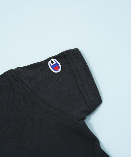 Champion（チャンピオン）の「Champion/S/S TEE（Tシャツ/カットソー・キッズ・ブラック/ネイビー/オフホワイト/ピンク/トップグレー/グリーン・100/120/90/110）」の9枚目の写真