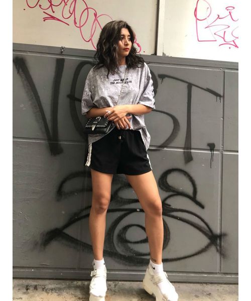 EVRIS（エヴリス）の「ショルダーレースアップBIG Tシャツ（Tシャツ/カットソー・レディース・ホワイト/ブラック/その他1・FREE）」の5枚目の写真