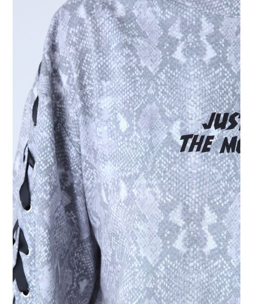 EVRIS（エヴリス）の「ショルダーレースアップBIG Tシャツ（Tシャツ/カットソー・レディース・ホワイト/ブラック/その他1・FREE）」の22枚目の写真