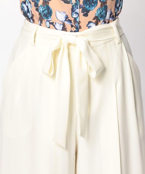 NARACAMICIE（ナラカミーチェ）の「シャドウストライプガウチョパンツ（その他パンツ・レディース・ホワイト/ネイビー/グリーン・MEDIUM）」の5枚目の写真