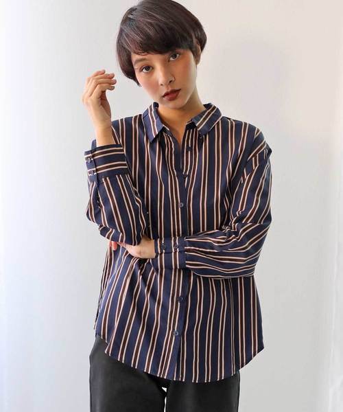 classicalelf(クラシカルエルフ)の「オフショルにもビスチェにもミドル丈3wayシャツブラウス《レジメンタルストライプ》(長袖)(シャツ/ブラウス・レディース・レッド/イエロー/ブルー系その他/ボルドー/マスタード/ブルー系その他2/ブラック/カーキ/イエロー系その他/オフホワイト・SMALL/MEDIUM/LARGE)」の6枚目の写真
