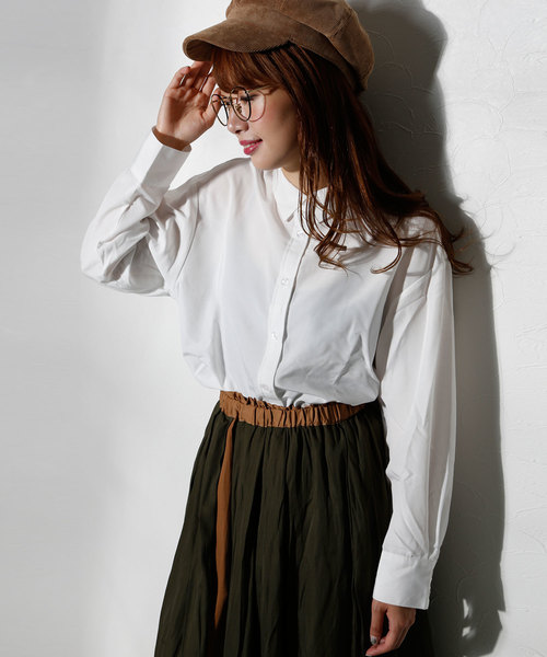 classicalelf(クラシカルエルフ)の「オフショルにもビスチェにもミドル丈3wayシャツブラウス《レジメンタルストライプ》(長袖)(シャツ/ブラウス・レディース・レッド/イエロー/ブルー系その他/ボルドー/マスタード/ブルー系その他2/ブラック/カーキ/イエロー系その他/オフホワイト・SMALL/MEDIUM/LARGE)」の21枚目の写真