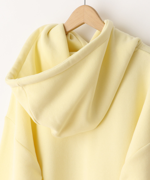 OLIVE des OLIVE(オリーブデオリーブ)の「プチロゴ裏毛パーカー(パーカー・レディース・ベージュ/オフホワイト/イエロー/ラベンダー・FREE)」の14枚目の写真