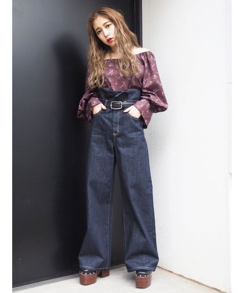 EMODA（エモダ）の「フリルハイウエストワイドデニム（デニムパンツ・レディース・ブラック/ブルー/インディゴブルー・SMALL/X-SMALL/MEDIUM）」の8枚目の写真