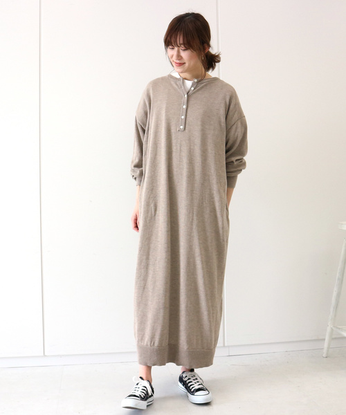 AMERICAN HOLIC（アメリカンホリック）の「2WAYヘンリーネックニットワンピース（ワンピース・レディース・ブルー/グレー系その他/ネイビー/ベージュ・M/L）」の2枚目の写真