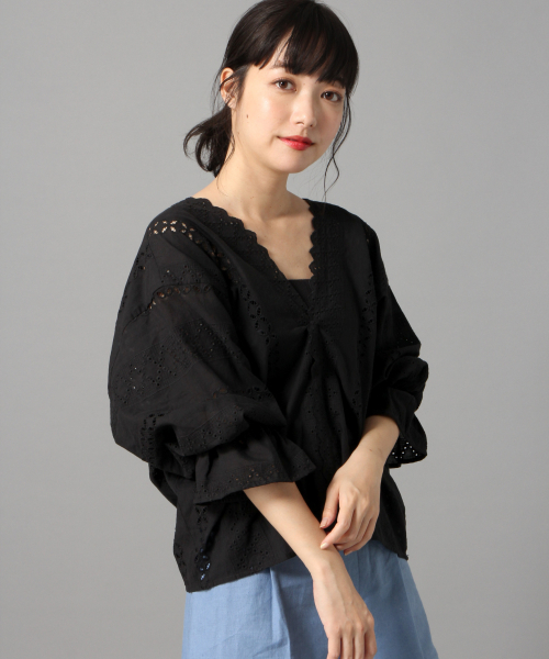 LOWRYS FARM(ローリーズファーム)の「スカラップレースブラウス 831172(シャツ/ブラウス)」|ブラック
