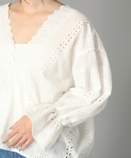 LOWRYS FARM（ローリーズファーム）の「スカラップレースブラウス　831172（シャツ/ブラウス・レディース・ブラック/オフホワイト/グリーン/ベージュ・FREE）」の11枚目の写真