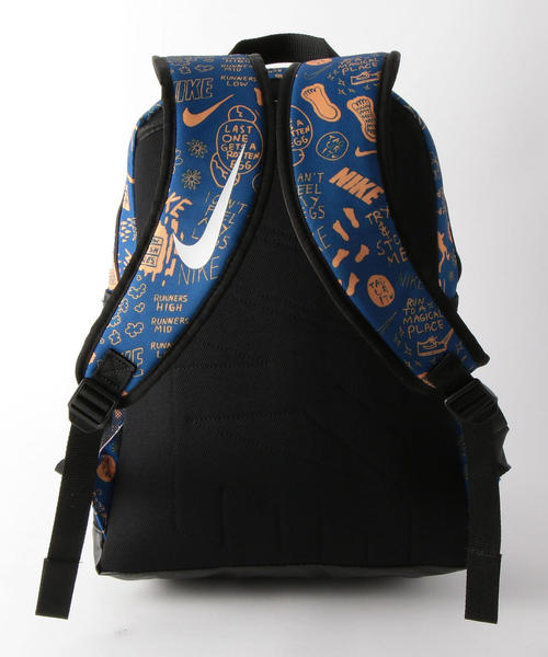 NIKE(ナイキ)の「NIKE(ナイキ)ブラジリアバックパック20L(バックパック/リュック・キッズ・コバルトブルー/ブラック・FREE)」の4枚目の写真